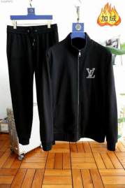 Picture of LV Sweater Suits _SKULVm-5xl0940917